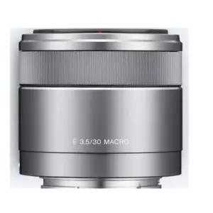 Sony SEL30M35.AE kaameraobjektiivid – detailne lähivaade