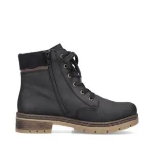 Rieker Y7418 saapad – detailne lähivaade