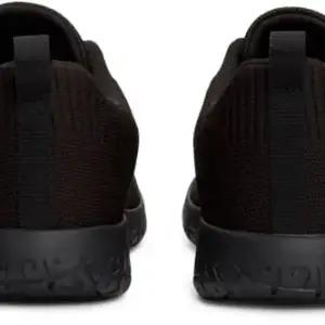 Tommy Hilfiger FM0FM02838 tossud ja spordijalatsid – detailne lähivaade